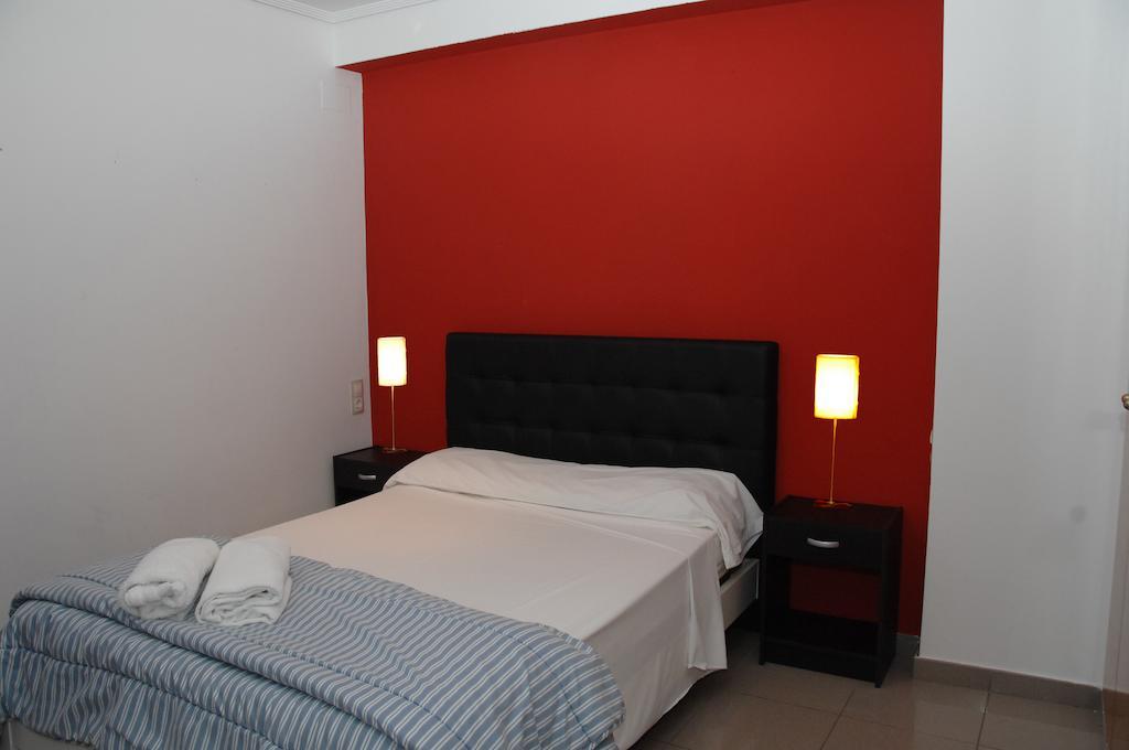 Accommodation Beach Apartments Valensiya Oda fotoğraf